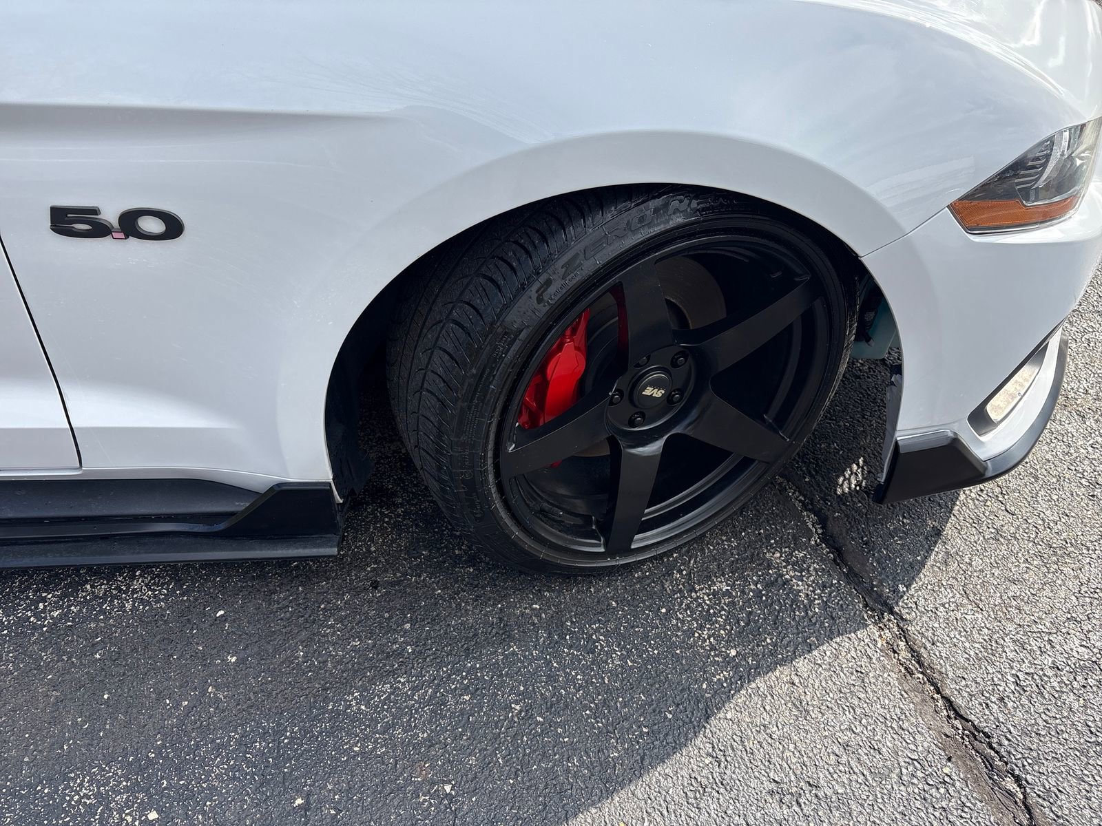 Used 2019 Ford Mustang GT Premium RWD image 33