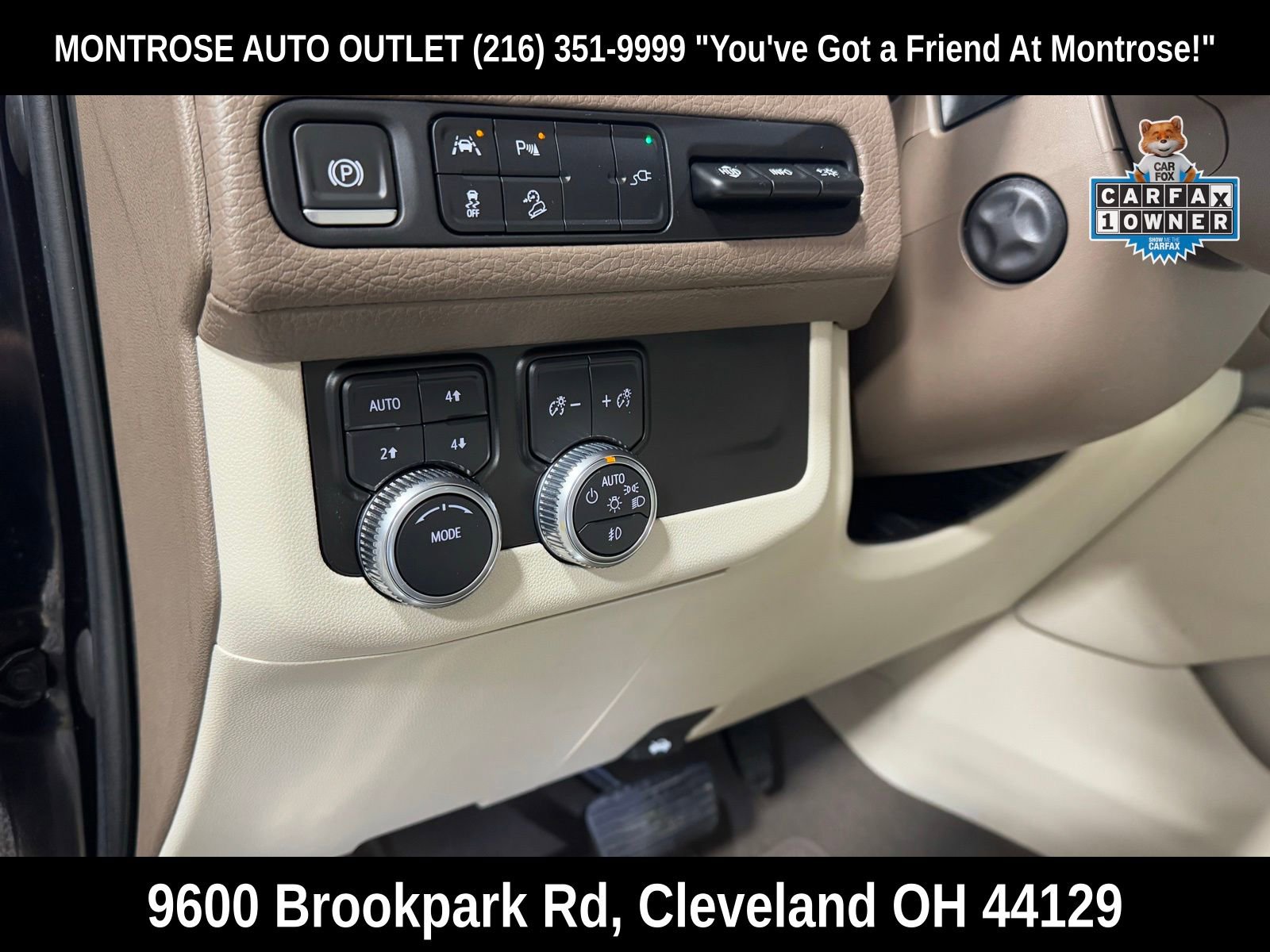 Used 2021 GMC Yukon Denali w/ Denali Premium Package image 17