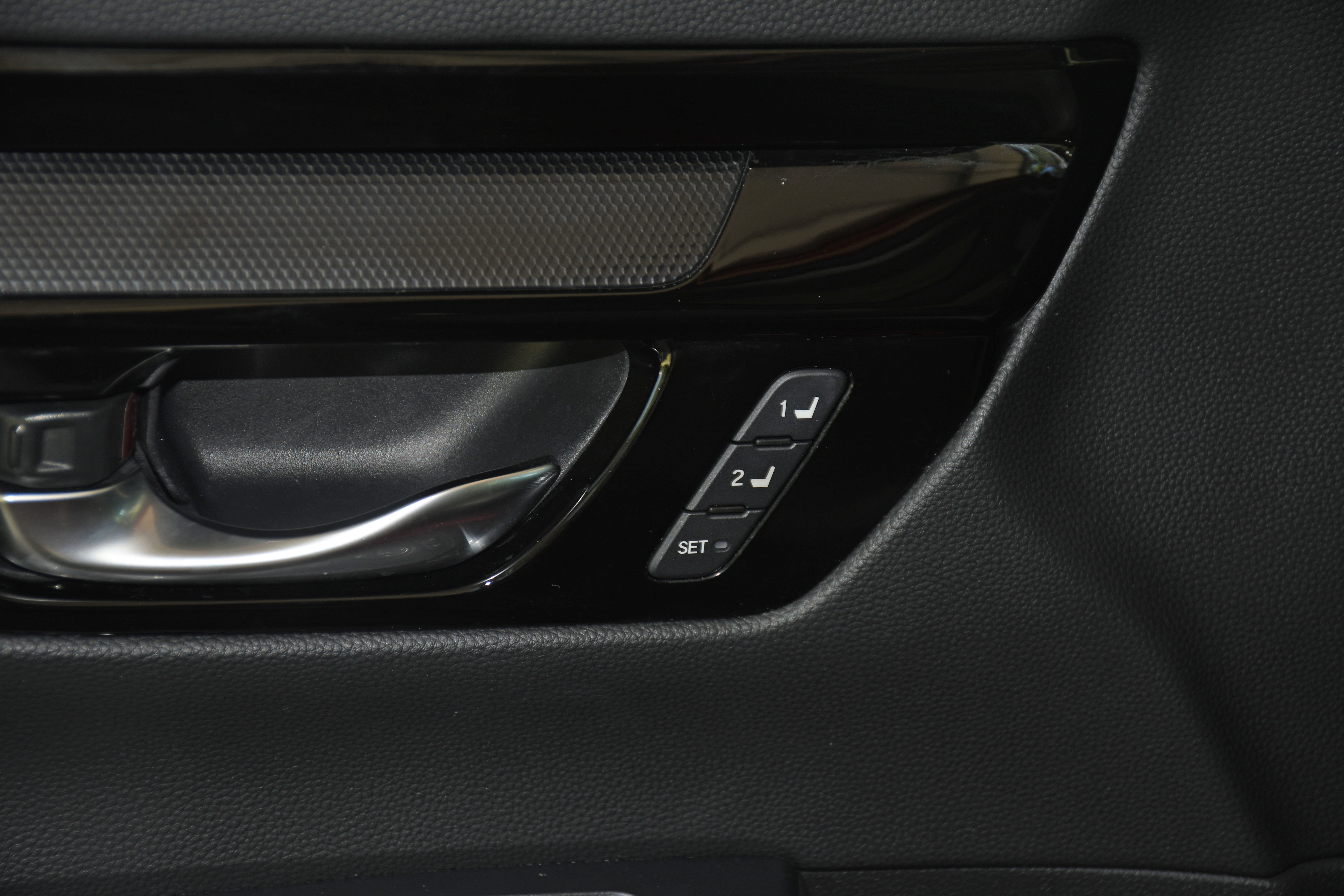 Certified 2024 Honda CR-V EX-L image 12