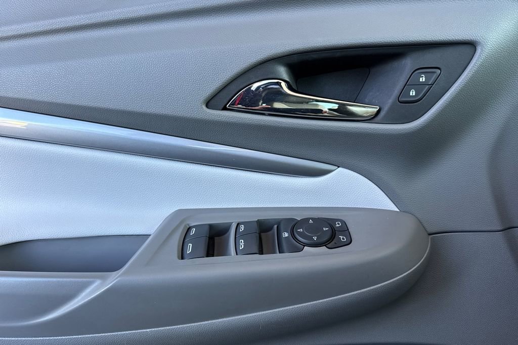 Used 2023 Chevrolet Bolt EUV Premier w/ Super Cruise Package image 11