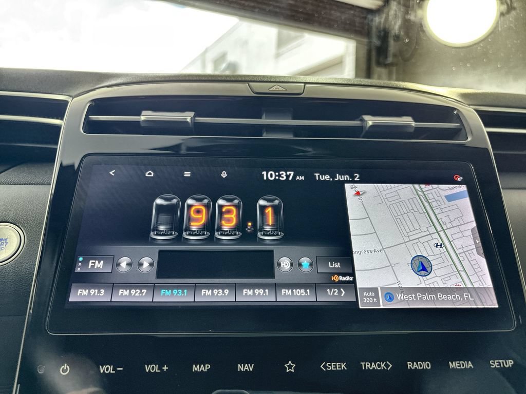 Used 2022 Hyundai Santa Cruz Limited AWD/4WD image 12