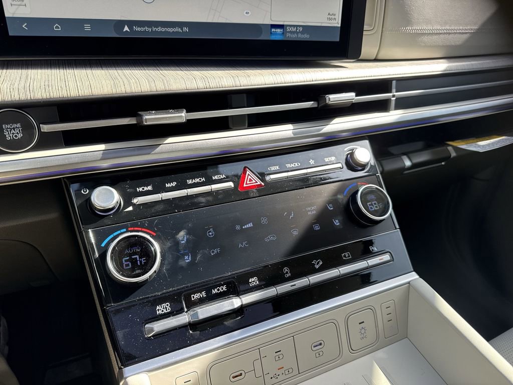 Used 2025 Hyundai Santa Fe Calligraphy AWD/4WD image 29
