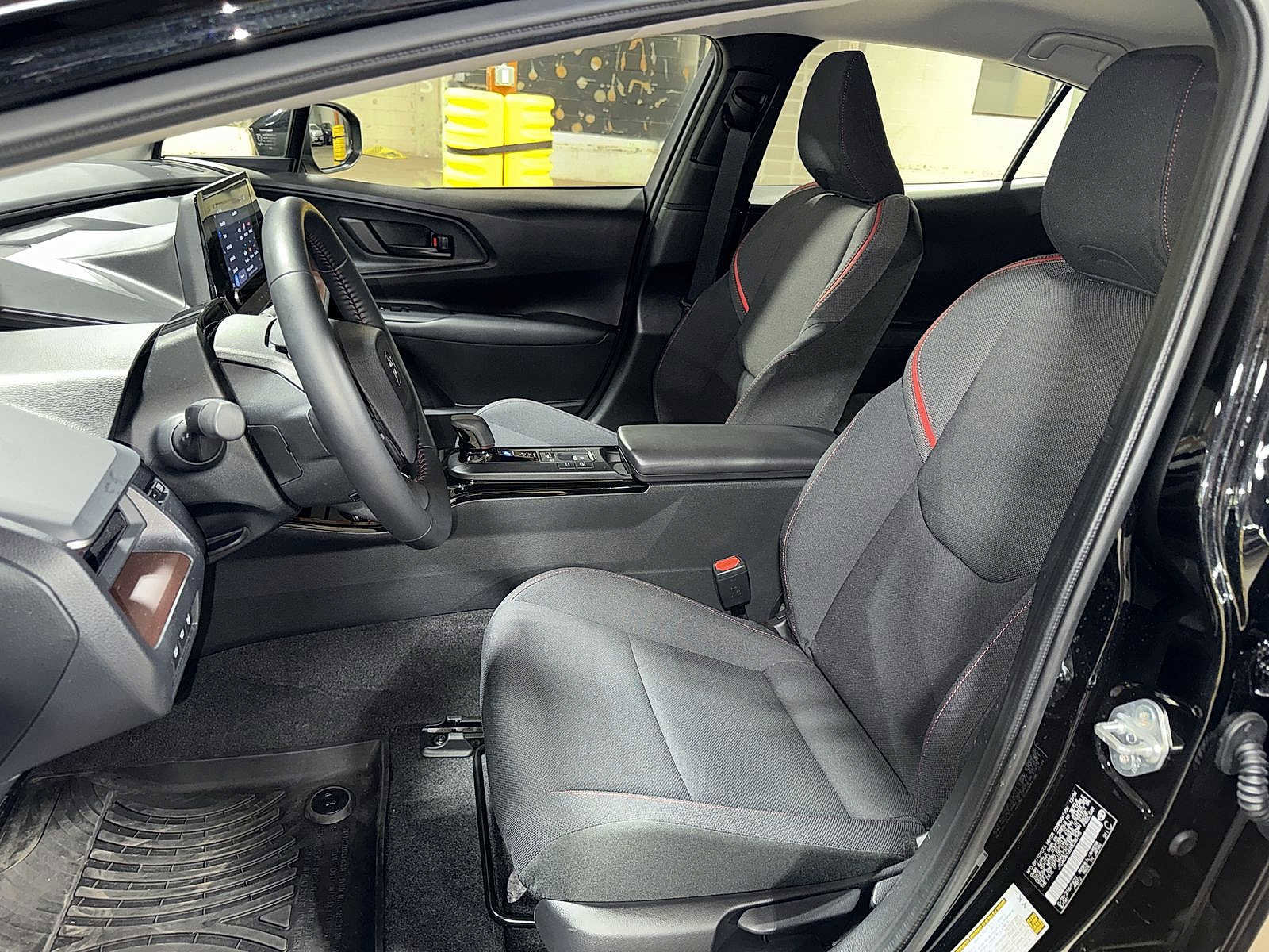 Used 2024 Toyota Prius Prime SE FWD image 15