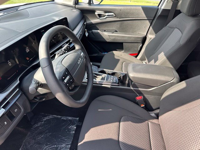 New 2026 Kia Sportage LX w/ LX Convenience Package AWD/4WD image 7