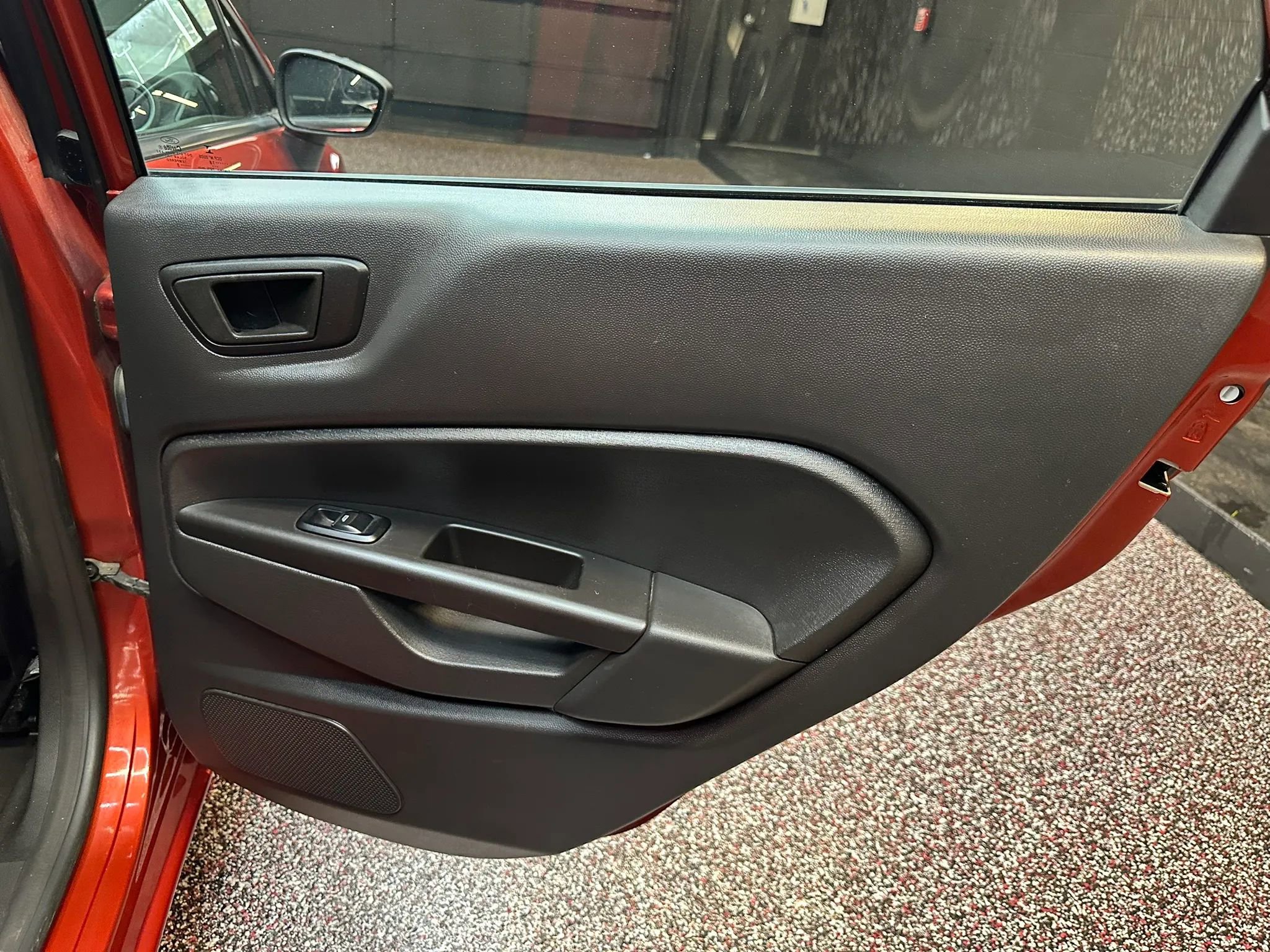 Used 2018 Ford Fiesta SE FWD image 24