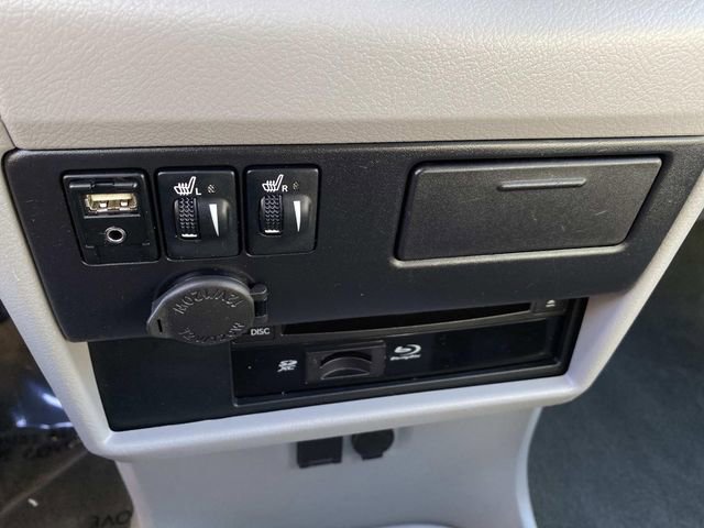 Used 2017 Toyota Sienna XLE Premium FWD image 13