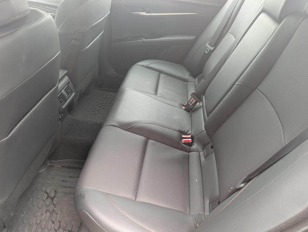 Used 2025 Toyota Camry XLE w/ Premium Plus Package AWD/4WD image 5