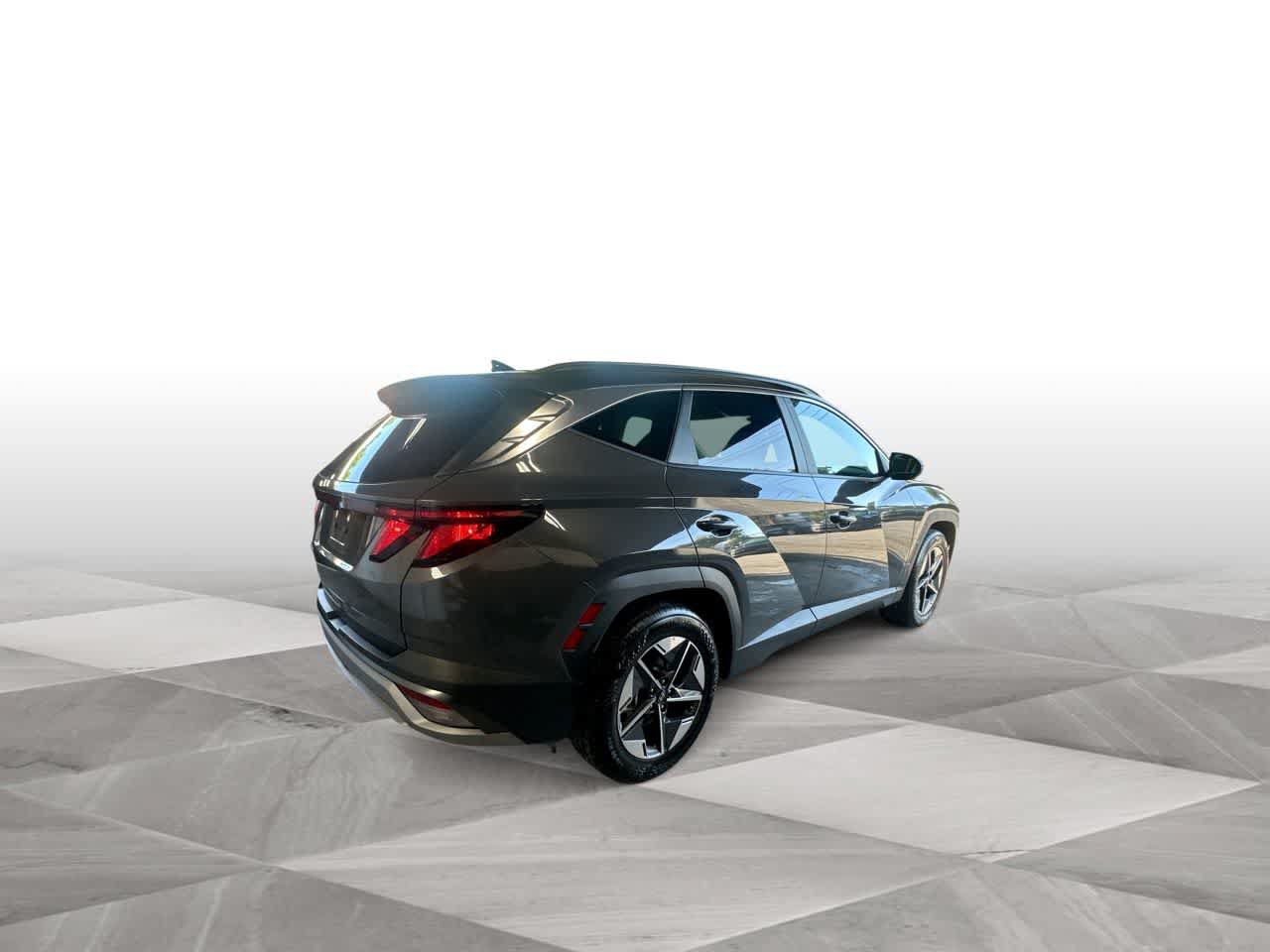 Used 2026 Hyundai Tucson SEL Plus FWD image 8