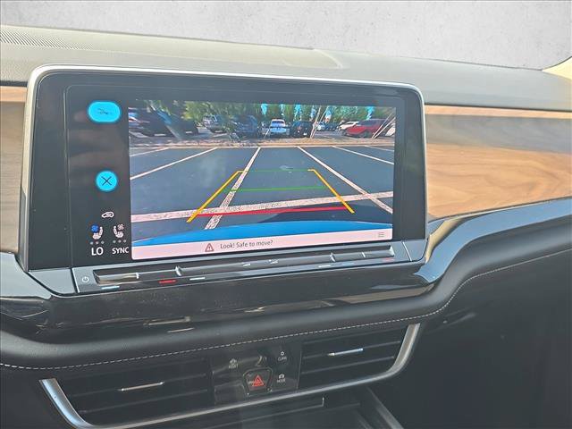 Certified 2024 Volkswagen Atlas SE FWD image 14