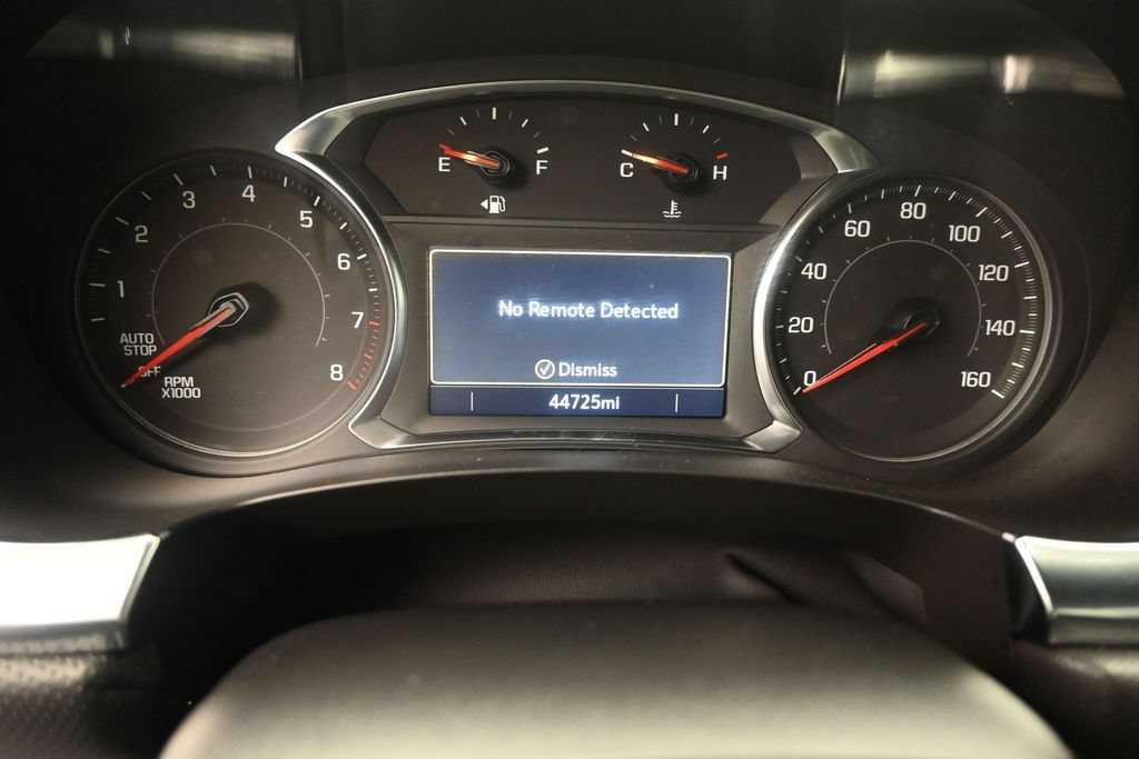 Used 2023 Chevrolet Traverse RS FWD image 10