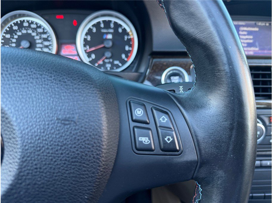 Used 2012 BMW M3 Convertible image 25