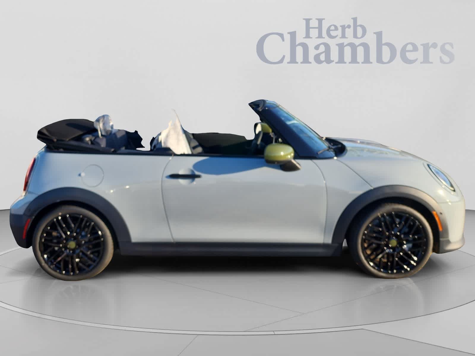 New 2027 MINI Cooper S w/ Paul Smith Edition FWD image 22