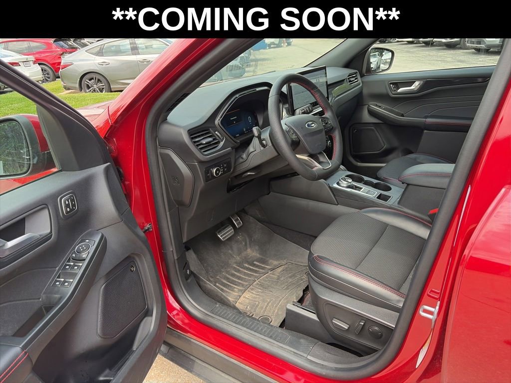Used 2023 Ford Escape ST-Line Select w/ Tech Pack #2 AWD/4WD image 10