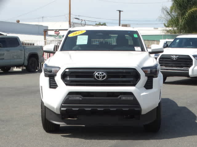 Used 2025 Toyota Tacoma SR5 AWD/4WD image 3