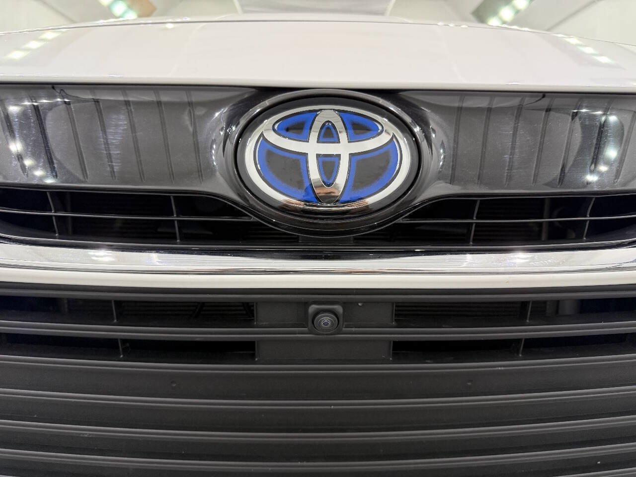 Used 2021 Toyota Venza Limited AWD/4WD image 29