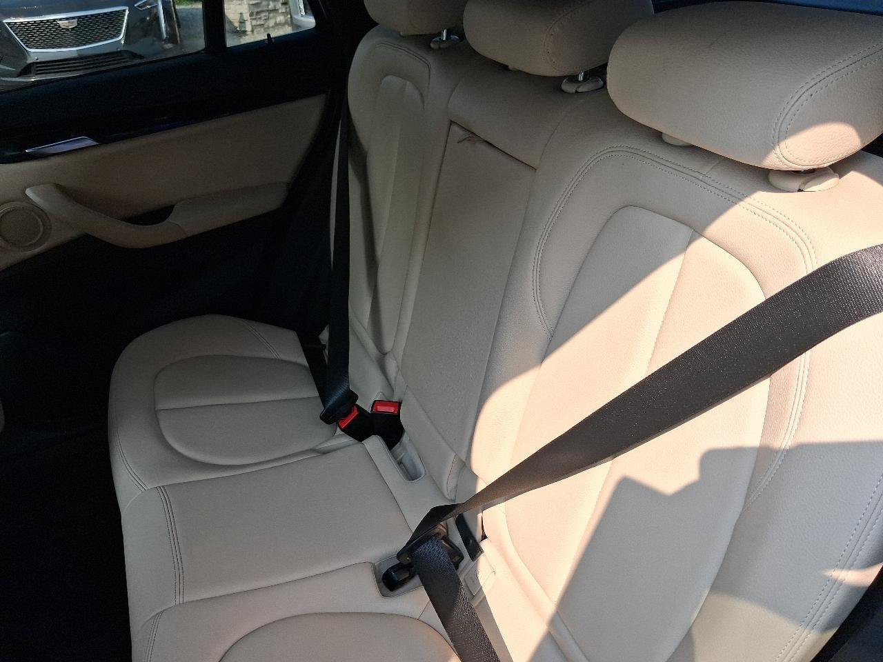 Used 2018 BMW X1 xDrive28i AWD/4WD image 18
