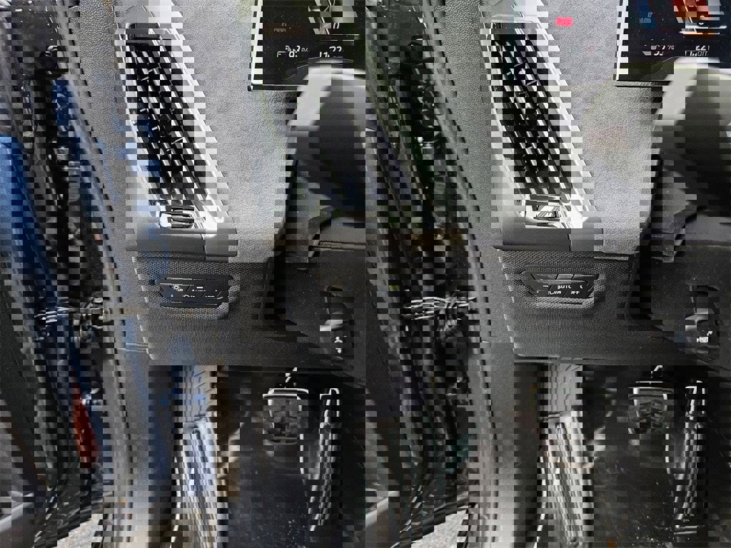 New 2026 BMW iX xDrive45 w/ M Sport Package image 16