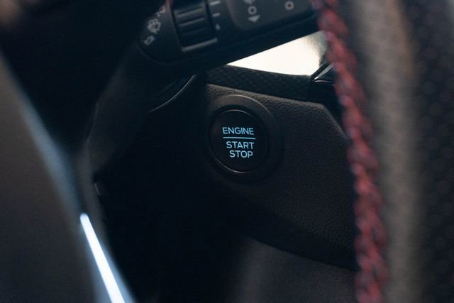 Used 2024 Ford Escape ST-Line image 30