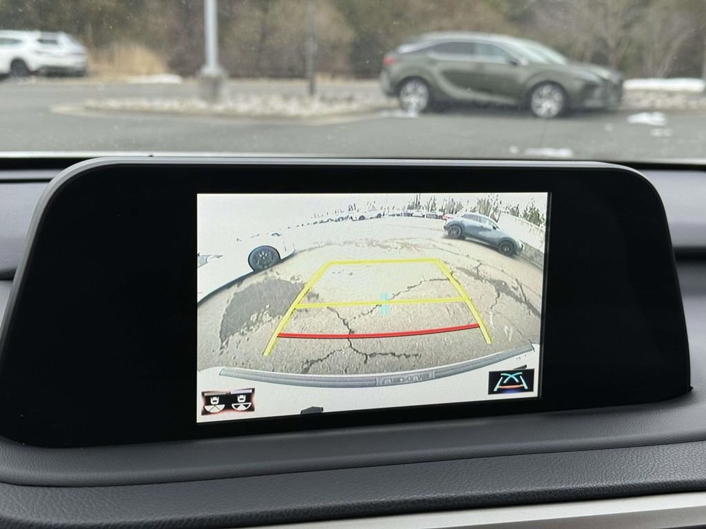 Used 2021 Lexus RX 350L Premium w/ Premium Package image 11