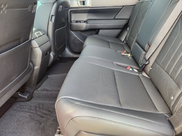 New 2027 Hyundai Santa Fe SEL FWD image 31