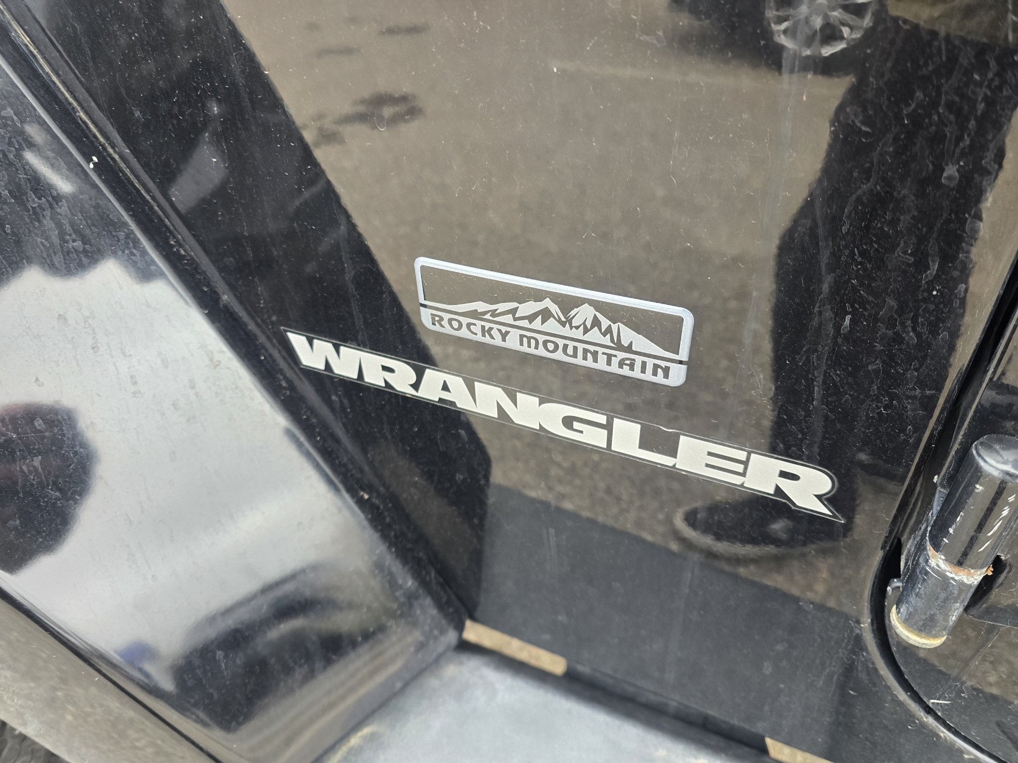 Used 2009 Jeep Wrangler X w/ Rocky Mountain Edition Group AWD/4WD image 12