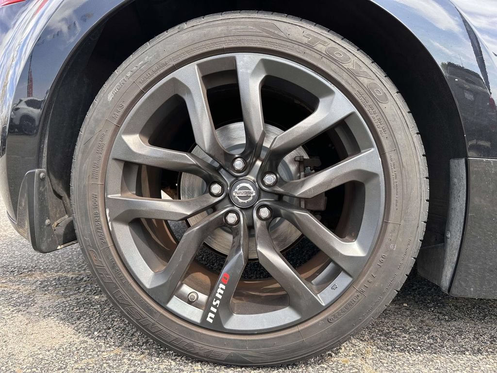 Used 2019 Nissan 370Z Roadster RWD image 6
