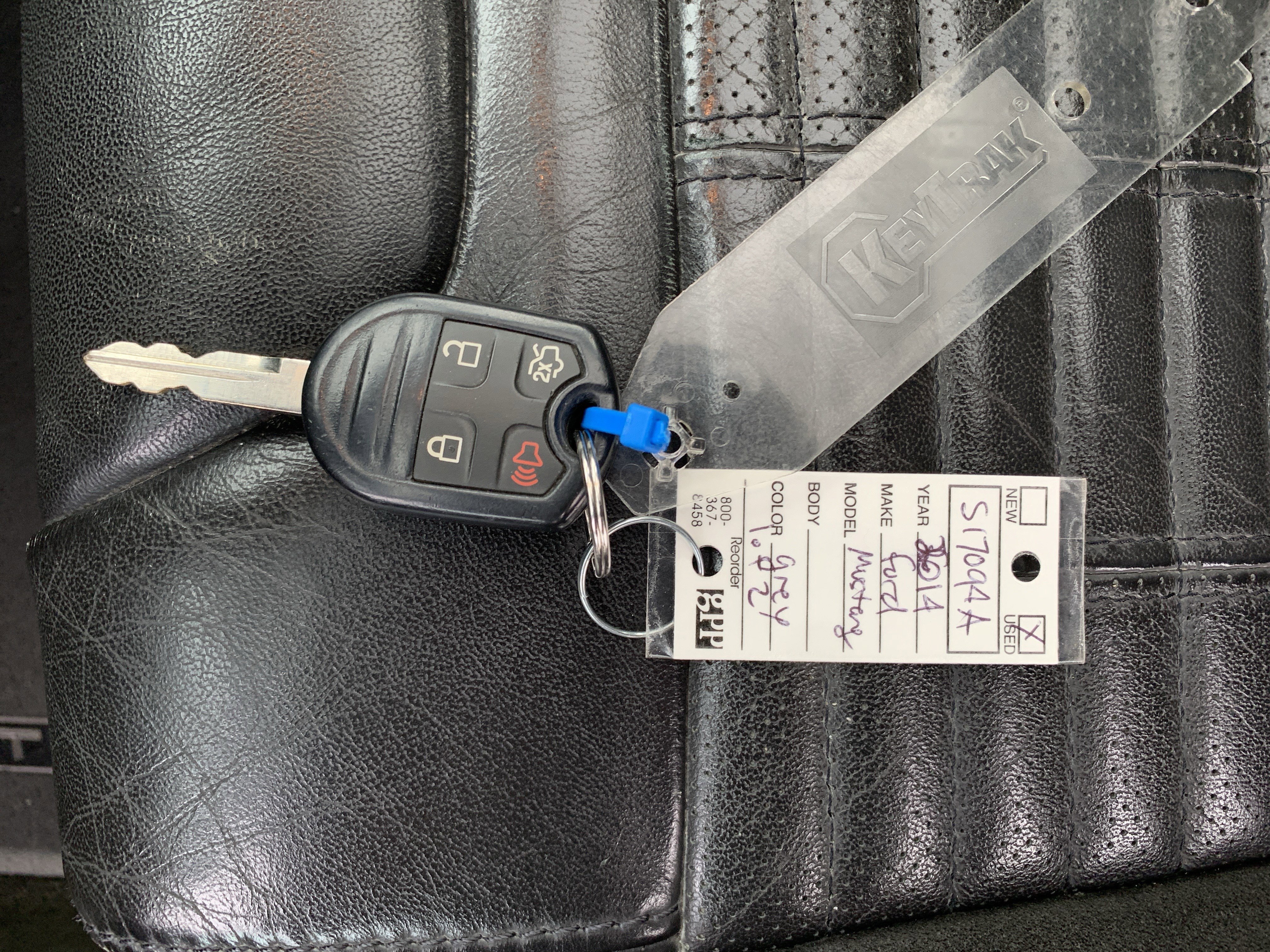 Used 2014 Ford Mustang Shelby GT500 w/ Equipment Group 821A image 37