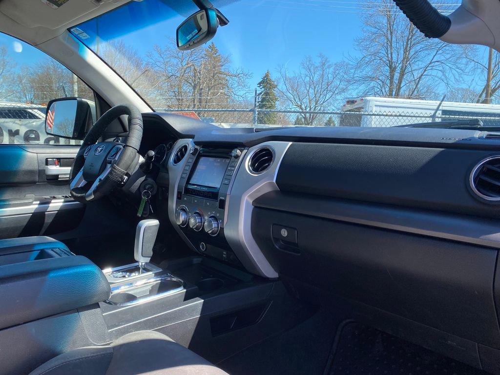 Used 2014 Toyota Tundra SR5 w/ SR5 Upgrade Package image 16