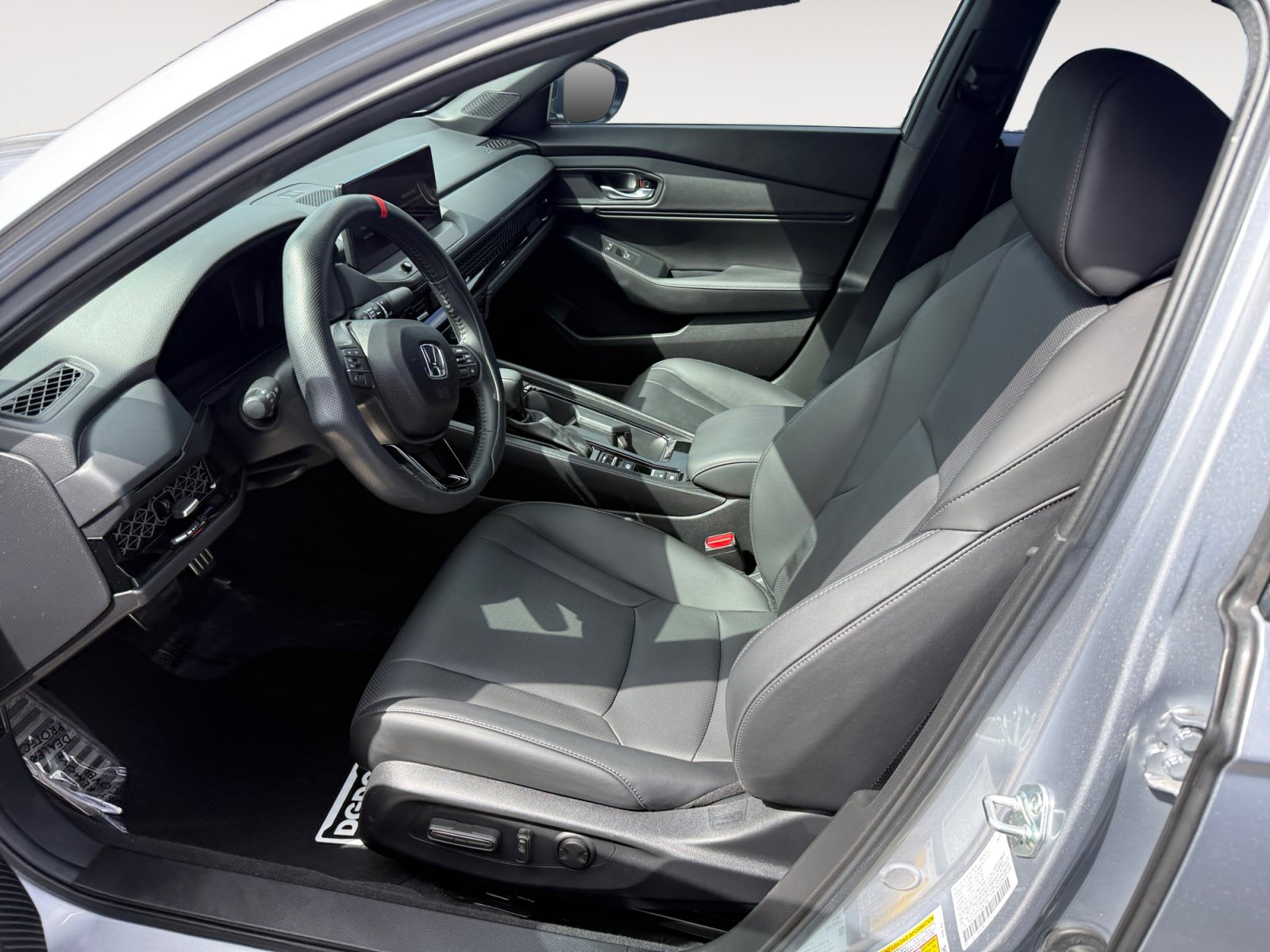 Used 2025 Honda Accord Sport image 10
