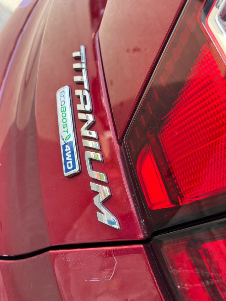 Used 2019 Ford Escape Titanium AWD/4WD image 6