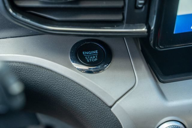 Used 2023 Ford Explorer XLT w/ Equipment Group 202A RWD image 30