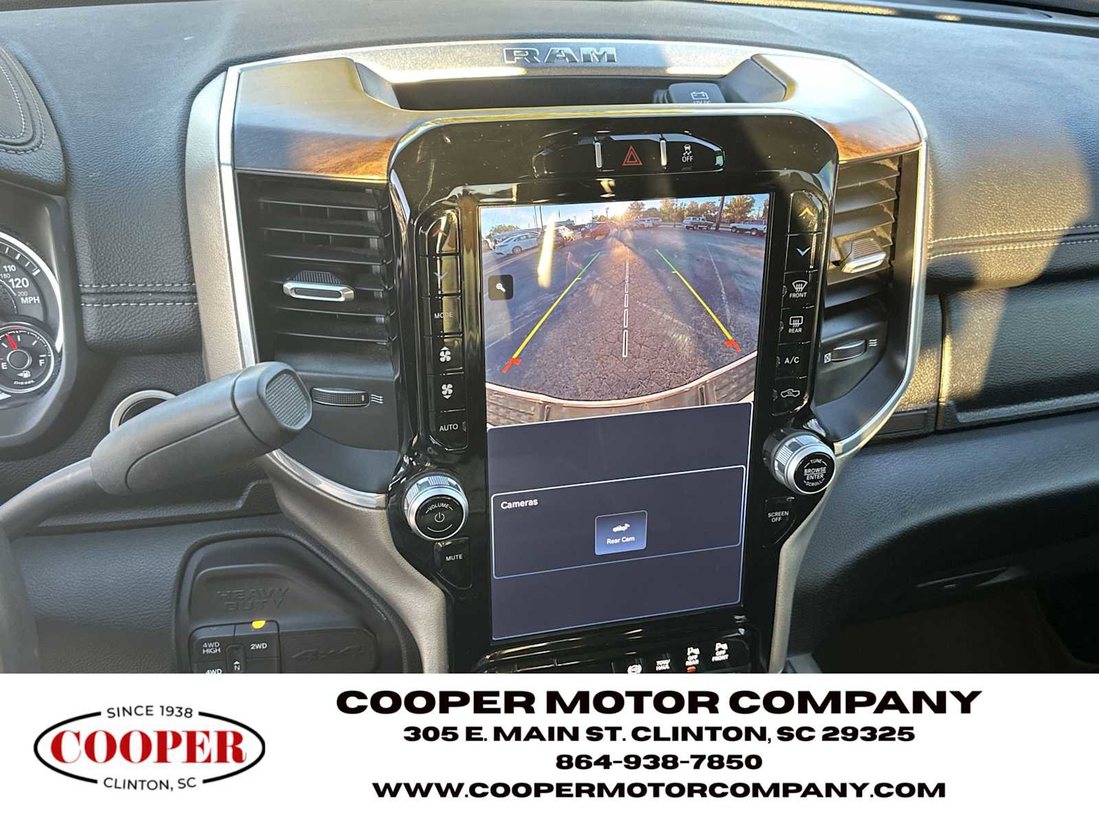 Used 2024 RAM 3500 Laramie image 24