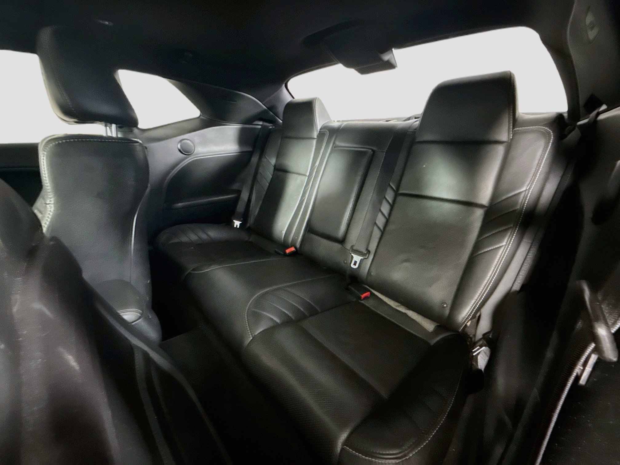 Used 2016 Dodge Challenger SRT Hellcat RWD image 25