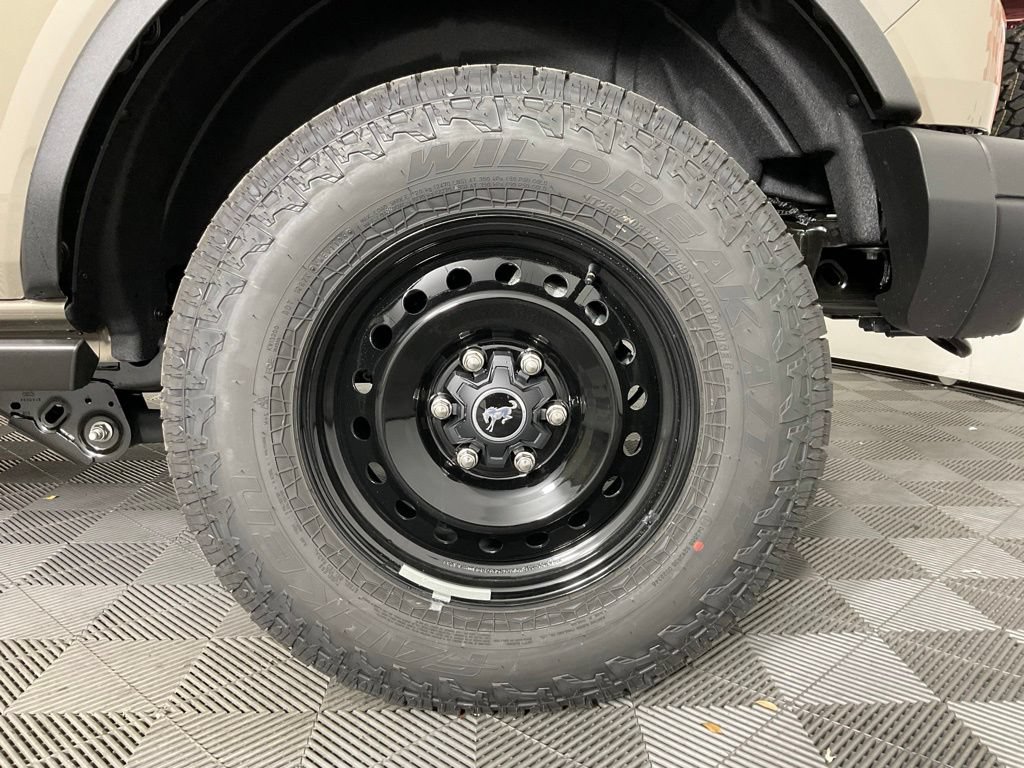New 2026 Ford Bronco Big Bend w/ Black Diamond Package AWD/4WD image 10