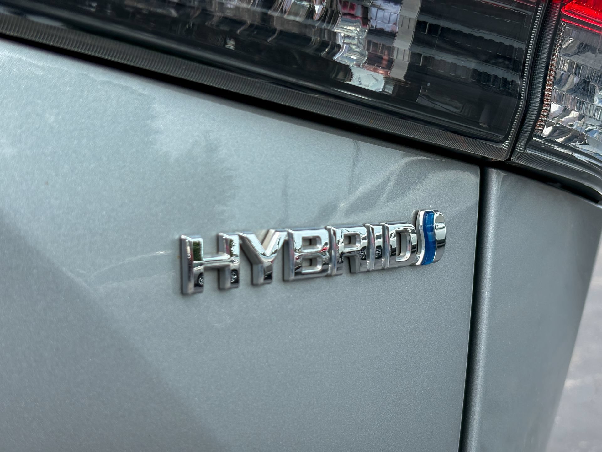 Used 2024 Toyota Highlander XLE AWD/4WD image 11