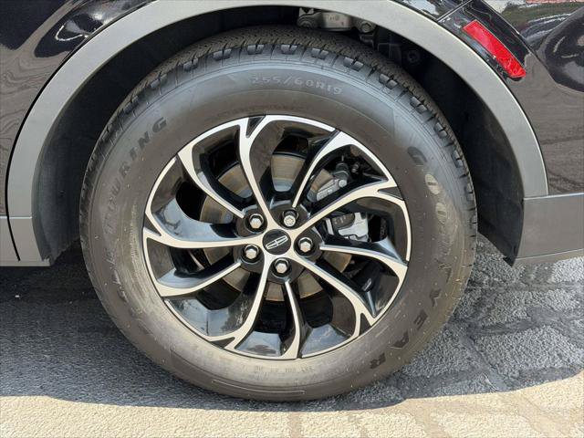 Used 2026 Lincoln Nautilus Premier w/ Equipment Group 102A AWD/4WD image 9