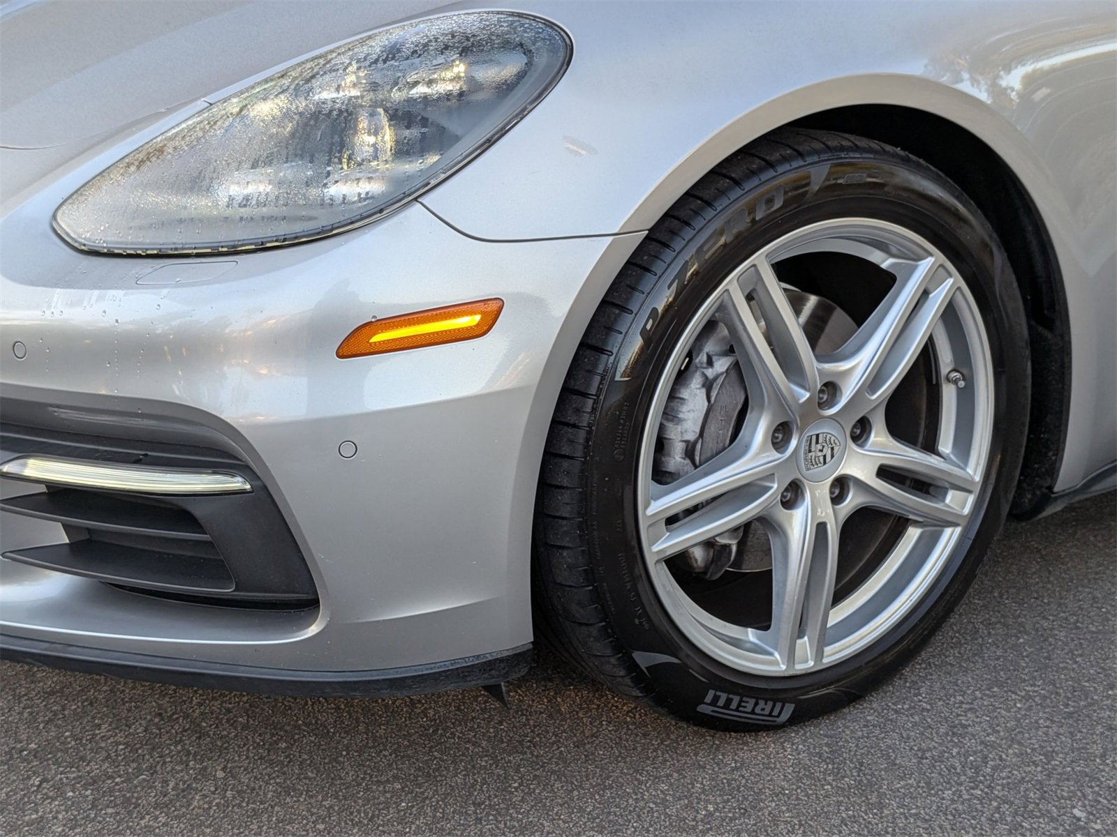 Used 2018 Porsche Panamera image 9