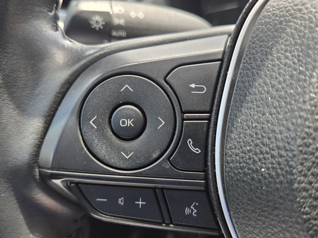 Used 2023 Toyota Corolla Cross LE FWD image 25