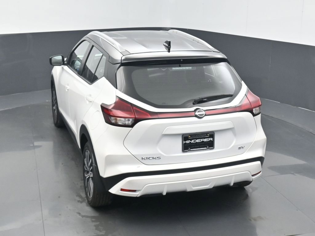 Used 2024 Nissan Kicks SV FWD image 18
