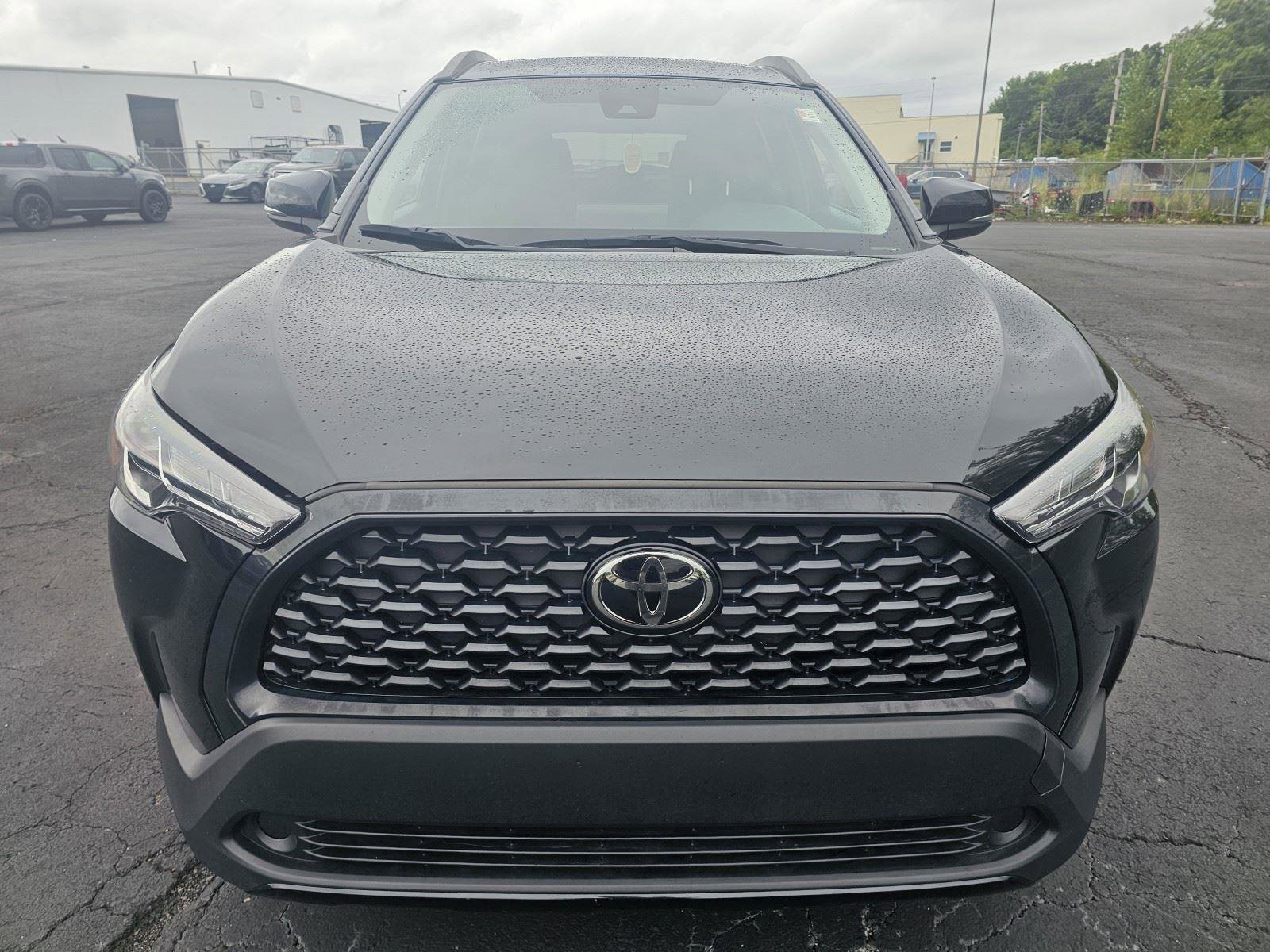 Used 2022 Toyota Corolla Cross LE image 12