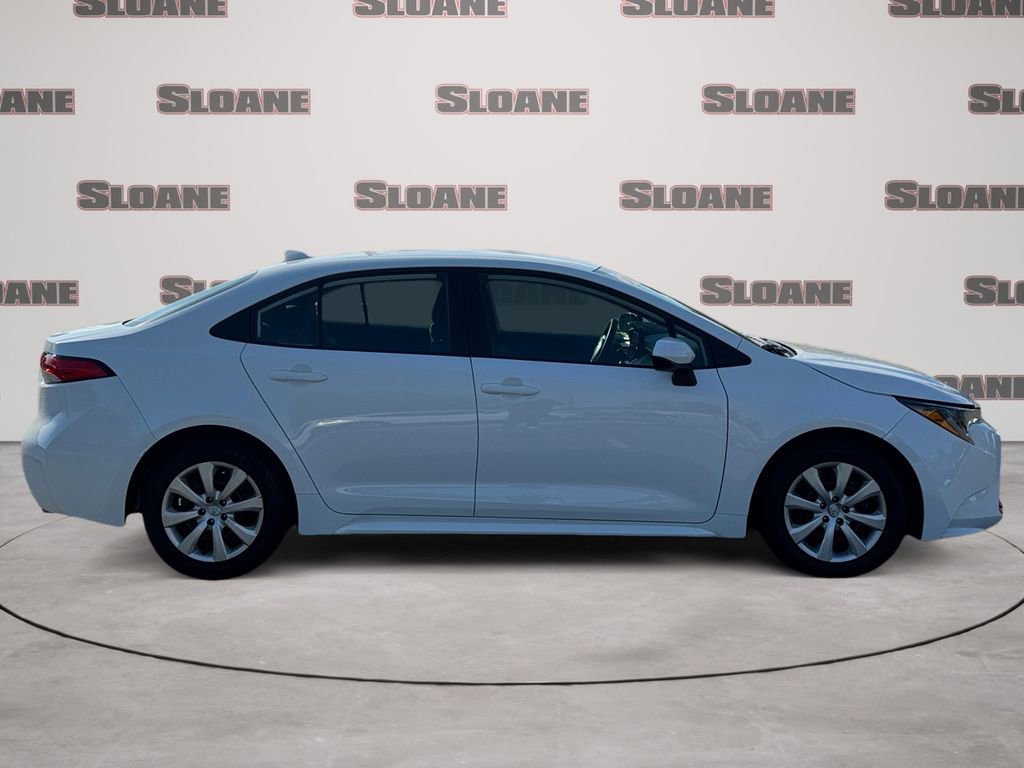 Used 2024 Toyota Corolla LE FWD image 6