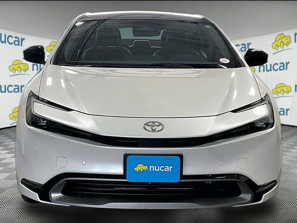 Used 2024 Toyota Prius XLE AWD/4WD image 2