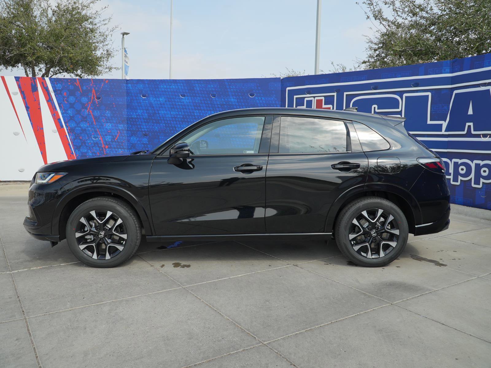 New 2026 Honda HR-V EX-L image 10