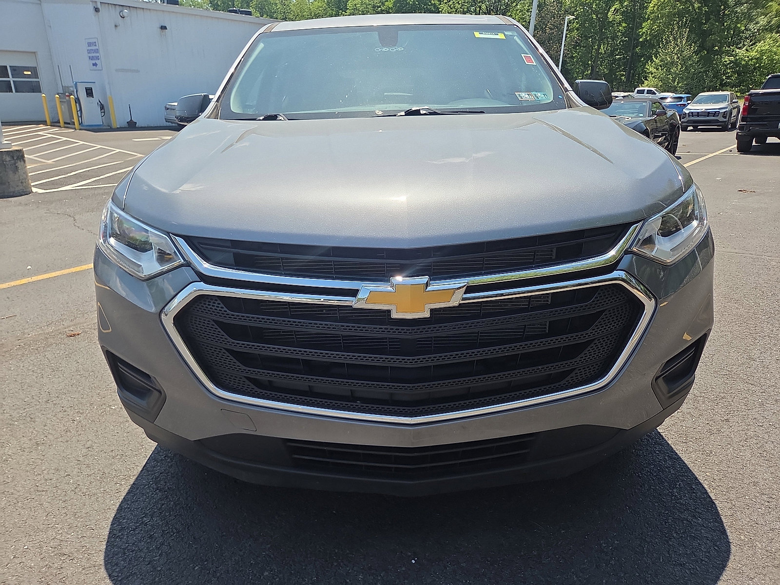 Used 2021 Chevrolet Traverse LS AWD/4WD image 8
