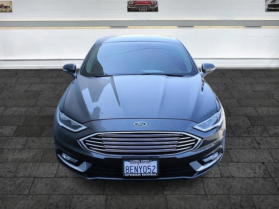 Used 2018 Ford Fusion Titanium AWD/4WD image 2