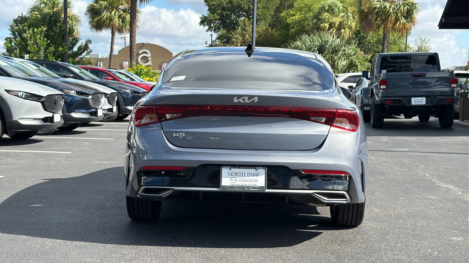 Used 2023 Kia K5 EX FWD image 5