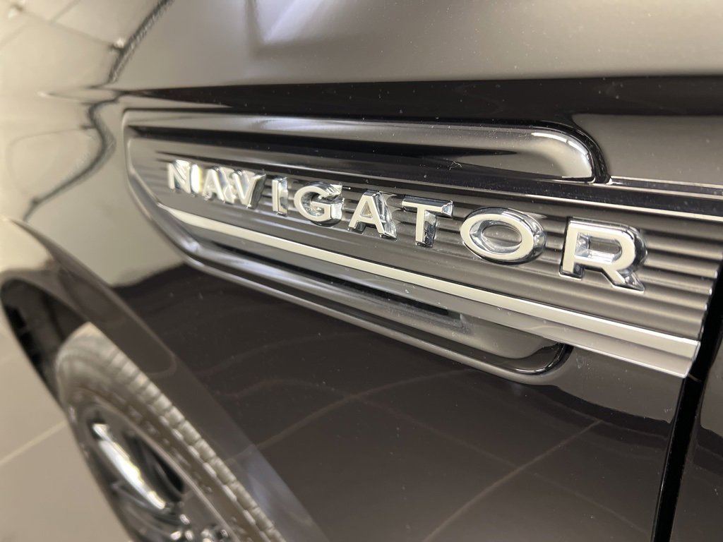 Certified 2023 Lincoln Navigator Reserve image 42