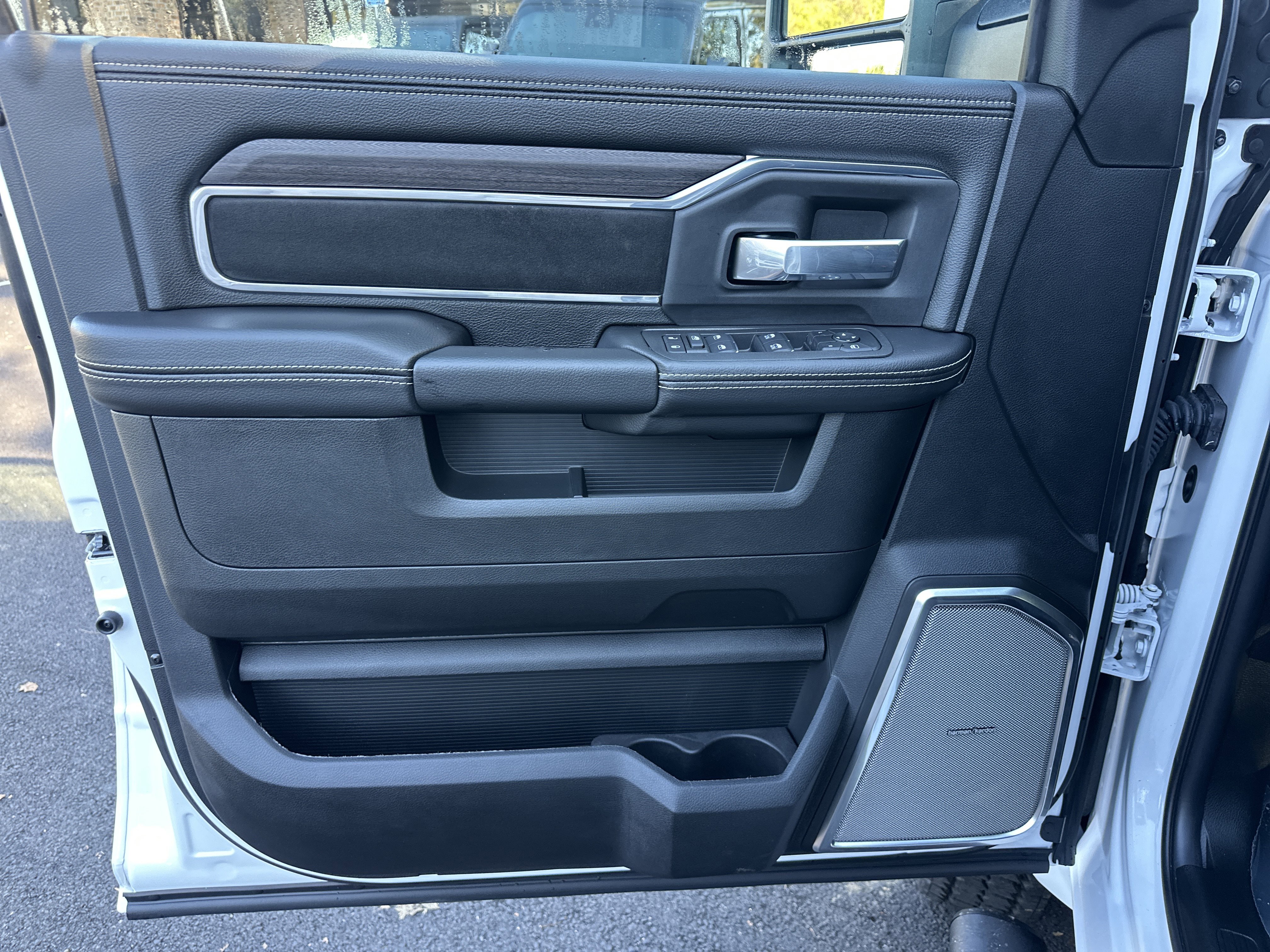 New 2026 RAM 5500 Laramie w/ Laramie Trim Package image 31