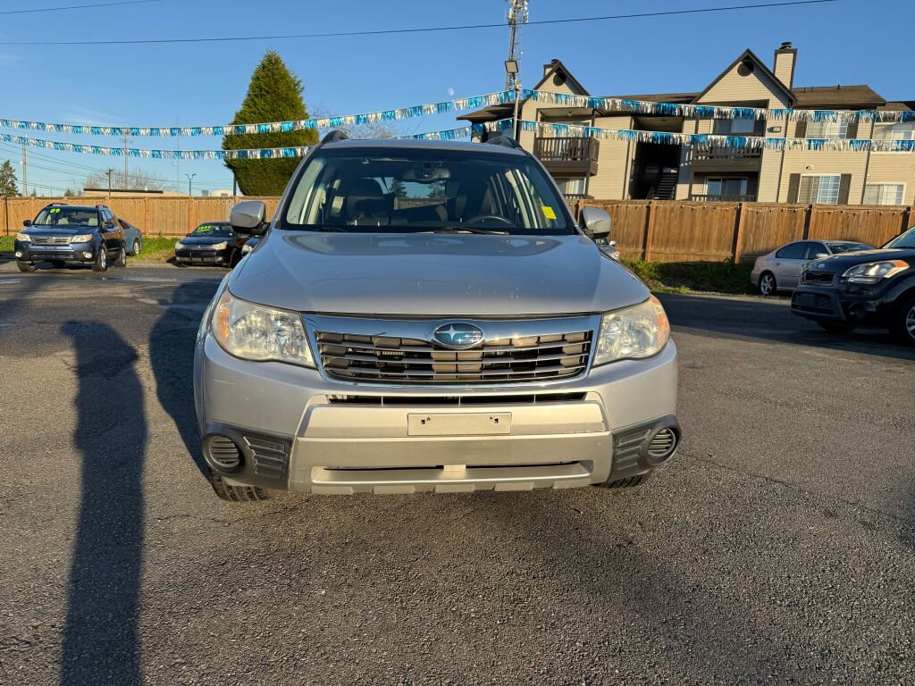 Used 2010 Subaru Forester 2.5X Premium image 8
