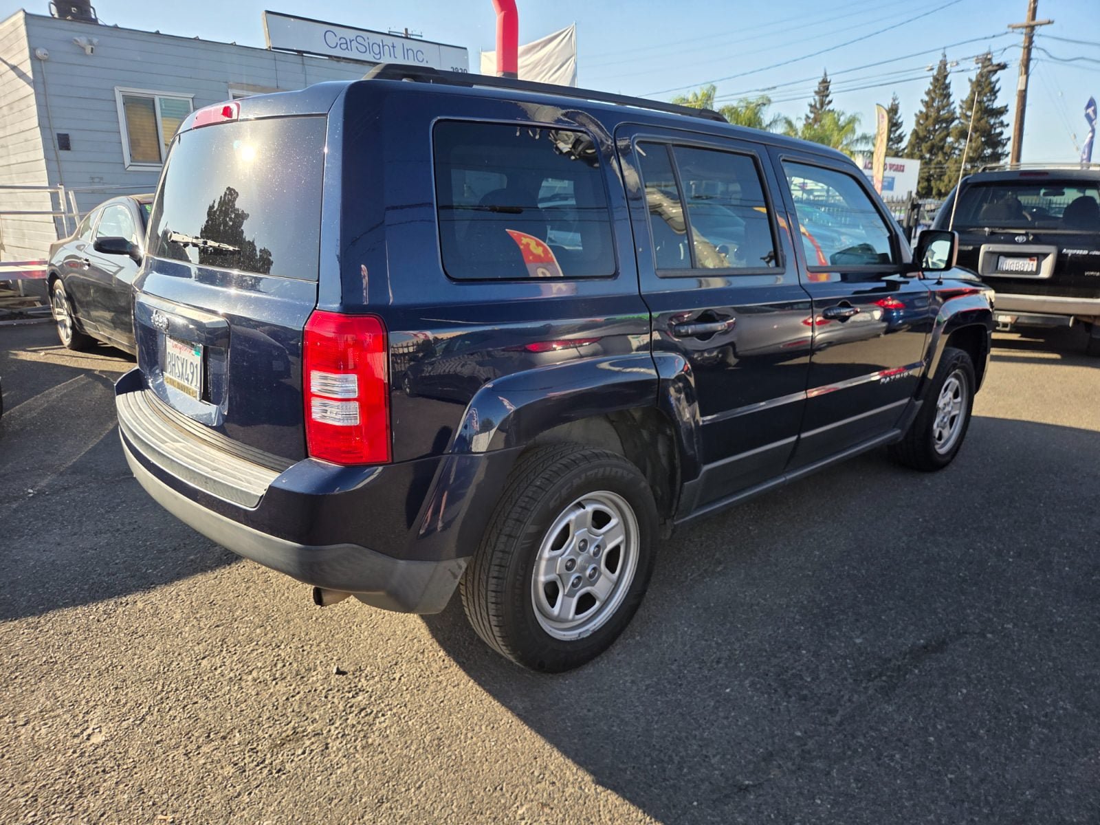 Used 2015 Jeep Patriot Sport w/ Power Value Group FWD image 3